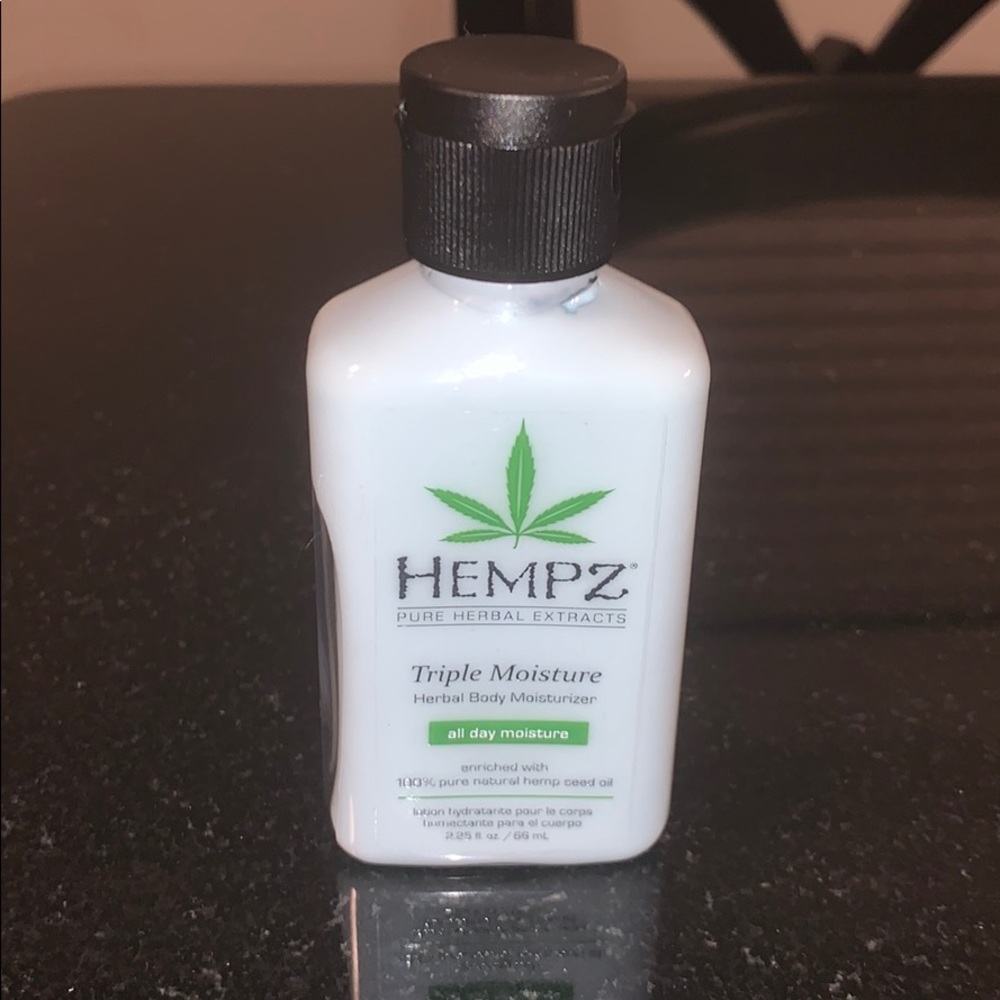 hempz triple moisture lotion